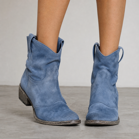 Jaquilla | Boots