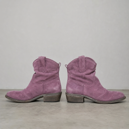 Jaquilla | Boots