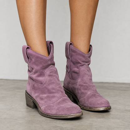 Jaquilla | Boots